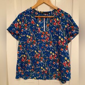 Zara Floral Short Sleeved Blouse Size Large